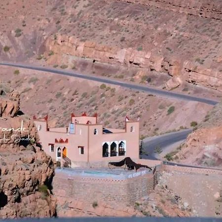 Kasbah Lucas Hostel Akhendachou n'Ait Ouffi Exterior photo