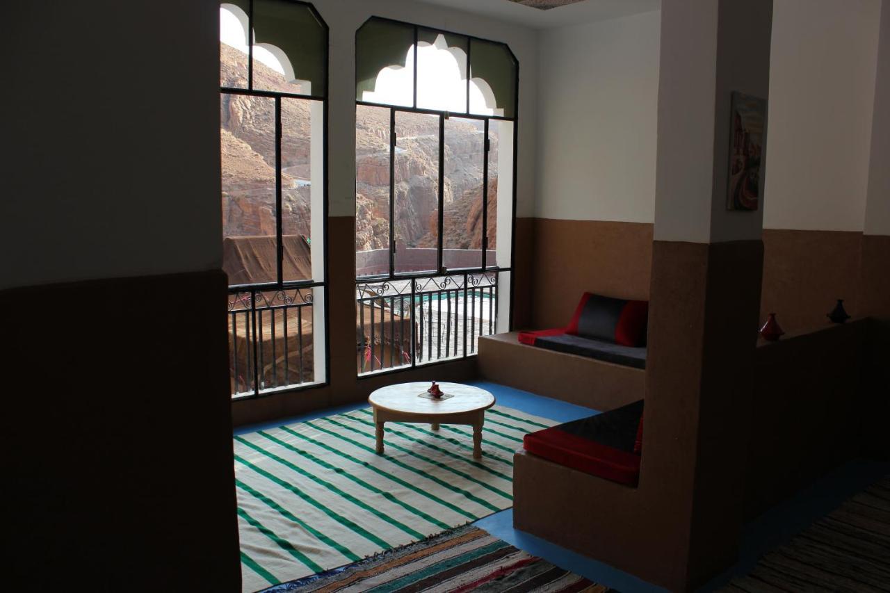 Kasbah Lucas Hostel Akhendachou n'Ait Ouffi Exterior photo